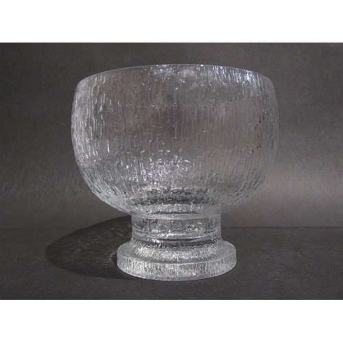 9142 - A Finnish 'Kekkerit' large glass fruit bowl by Timo Sarpaneva for Iittala, c1970's. 19cm diameter x ... 