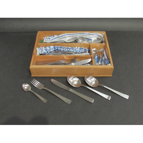 9253 - A Swedish canteen of Stainless Steel cutlery in cutlery tray