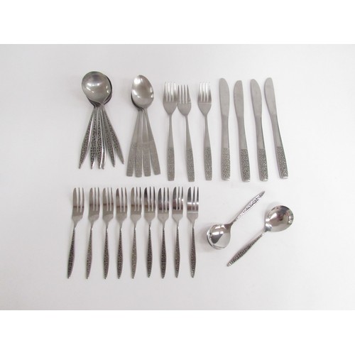 9262 - A collection of assorted Viners stainless steel cutlery including Mosaic pattern.