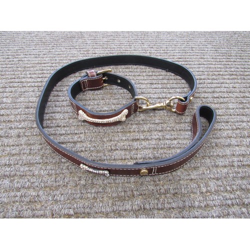 9239A - A Vivienne Westwood brown leather dog collar and lead