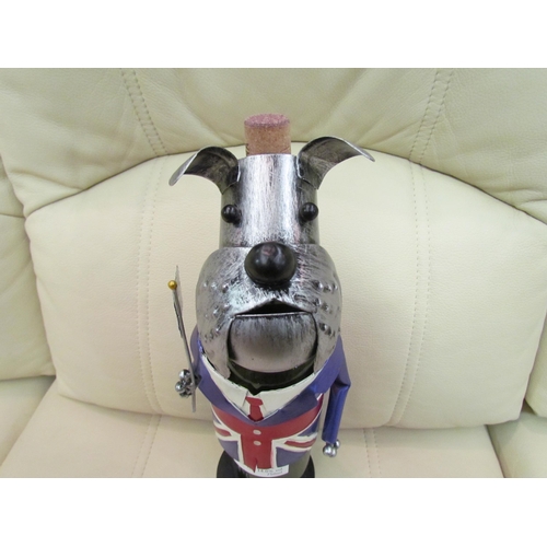 1203 - A wine bottle holder as a British Bulldog