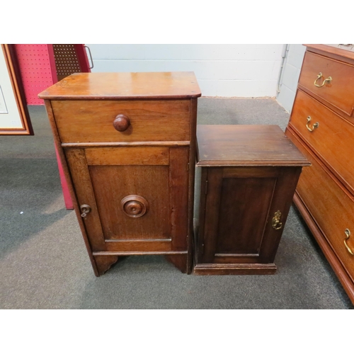 1047 - A 19th Century Continental mahogany bedside cupboard and a George V bedside cupboard (2)