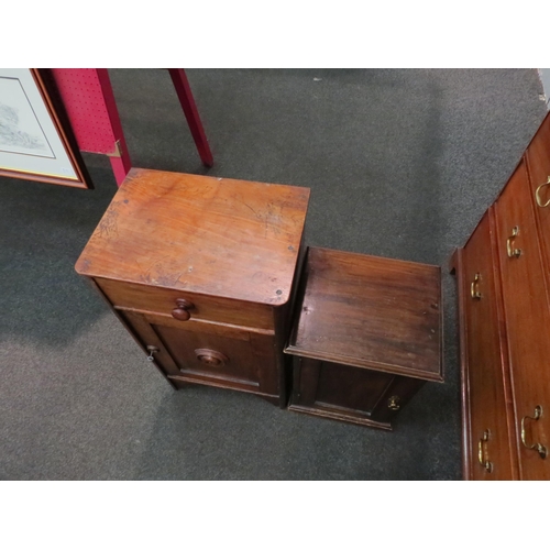 1047 - A 19th Century Continental mahogany bedside cupboard and a George V bedside cupboard (2)