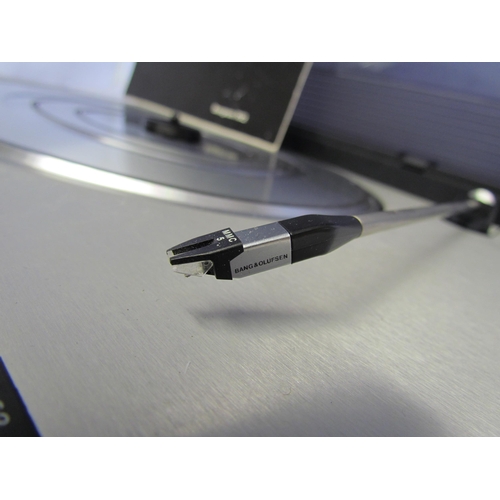 8459 - A Bang & Olufsen Beogram RX2 turntable with MMC5 cartridge, together with a Hyperwire MD-001 pre-amp