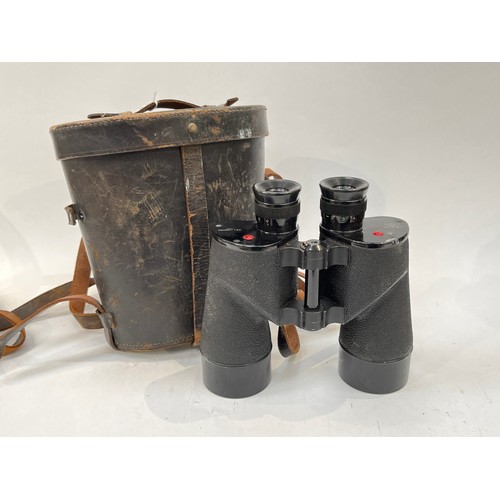 9066 - A pair of WWII Canadian military binoculars, dated 1944, C.G.B. 40 M.A. 7x50, cased