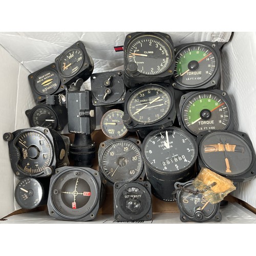 9101 - A collection of mainly aircraft dials/gauges including Course Selector and Engine Oil Temperature et... 