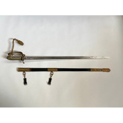 9199 - An 1827 pattern Naval Officer’s sword by Gieve and Sons of Portsmouth, ray skin grip, lion head pomm... 