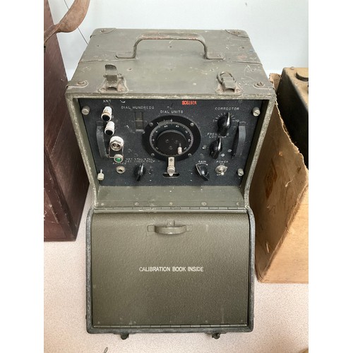 9333 - A WWII US Army Signal Corps frequency tester, serial No. SC6192A