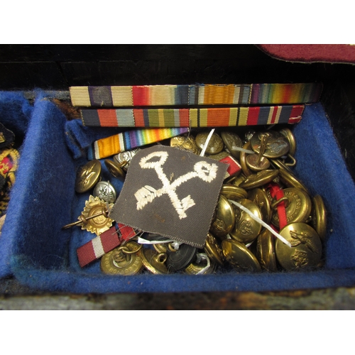 9462 - A box of miscellaneous including buttons and Royal Navy insignia