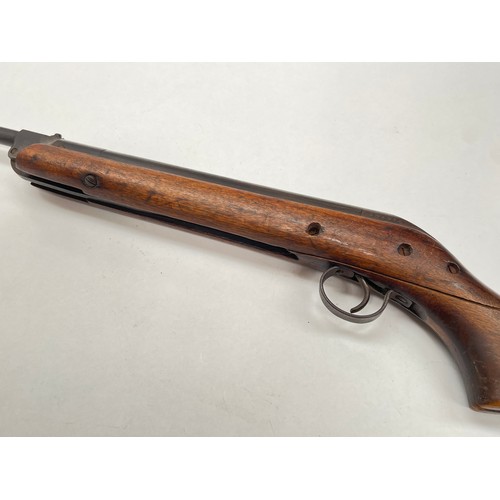 9216 - A vintage BSA air rifle with break action, repairs present. AIR WEAPON: BUYER MUST BE 18+ YEARS OLD