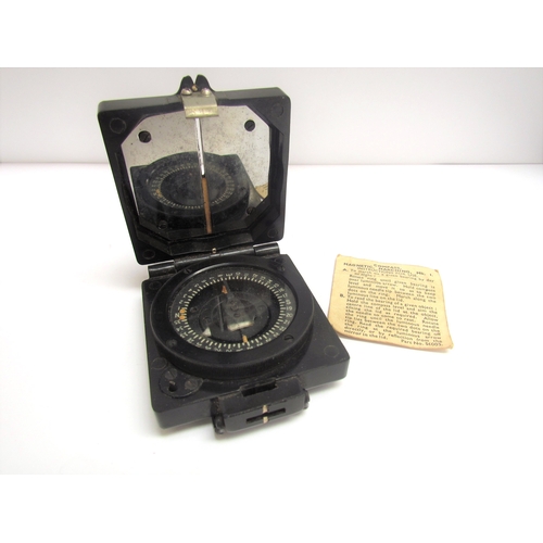 9479 - A Magnetic Marching MK.1 military compass