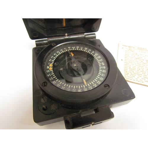 9479 - A Magnetic Marching MK.1 military compass