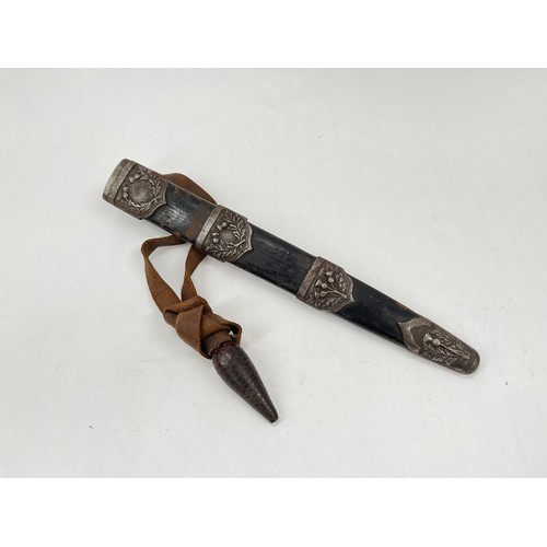 9224 - A Victorian British military issue Highland regimental pipers' dirk, the blade bearing the maker's d... 