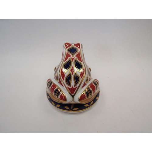 1387 - A Royal Crown Derby paperweight in the form of a frog, Imari palette, gold stopper