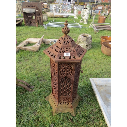 5364 - A Victorian cast iron conservatory heater   (R) £70