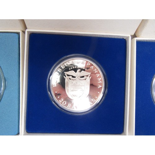 4364 - Three boxed republic of Panama '20 Balboa' coins 1973-1975 containing a minimum of 2000 grains of St... 