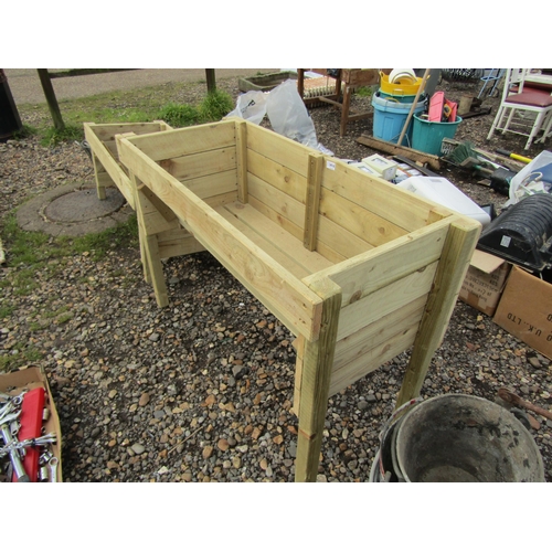 3416 - Two wooden raised planters