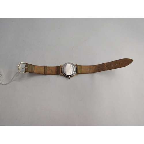 4353 - A Longines gents wristwatch with leather strap