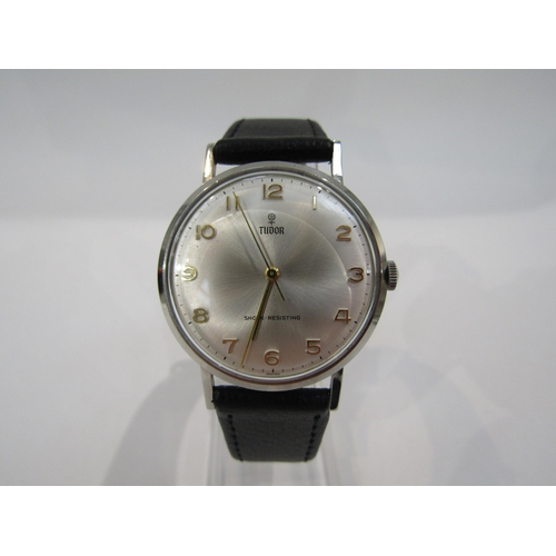 6009 - A Tudor gents manual wind wristwatch