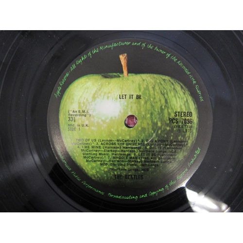 8212 - THE BEATLES: 'Abbey Road' LP, 1969 UK first stereo pressing in revised cover, 