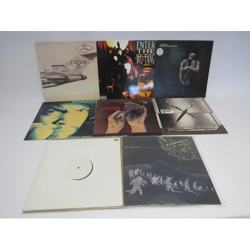 8210 - A collection of Hip Hop and Trip Hop LP's and 12