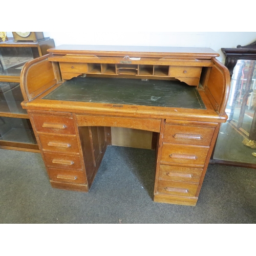 Lot 1040      