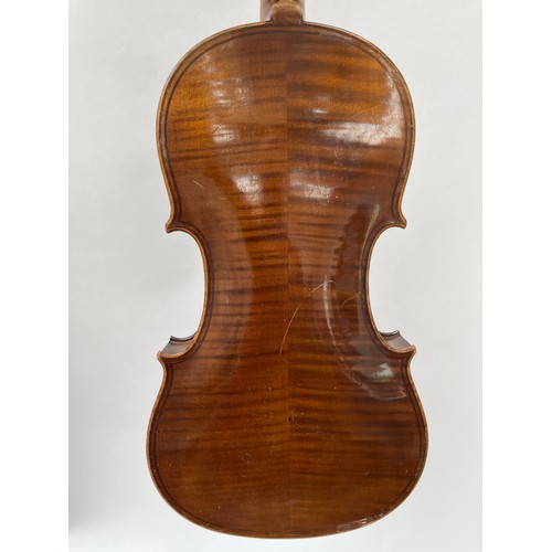 8061 - An early 20th Century A.Osmaneck of Austria full size violin 4/4 in the Maggini style, two piece map... 