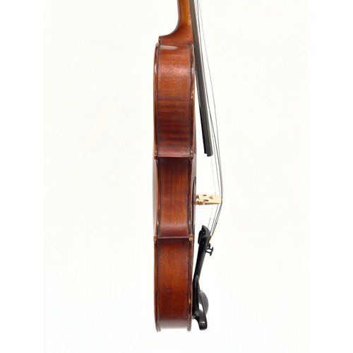 8051 - A 20th Century Medio-Fino label violin, three quarter size (3/4), cased