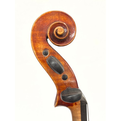 8052 - A Victorian full size violin (4/4) with figured maple one piece back, cased