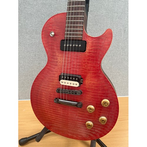 8174 - A Gibson Les Paul BFG in cherry, textured body, original kill switch present, serial no. 004770555, ... 