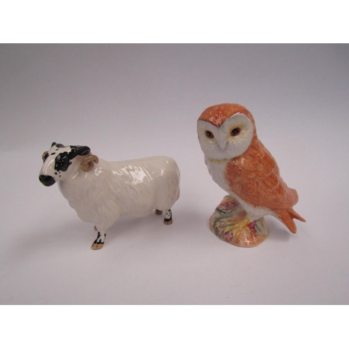 9049 - A Beswick Black-Faced Ram in gloss, model no. 3071, together with a Beswick Owl in gloss, model no. ... 