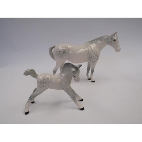 9078 - A Royal Doulton Mare (facing right, head up) in grey gloss, together with a Royal Doulton Foal (smal... 