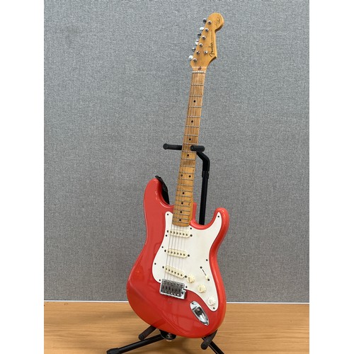 8165 - A Fender Hank Marvin Stratocaster electric guitar, made in Japan (MIJ),  serial number A010566, circ... 