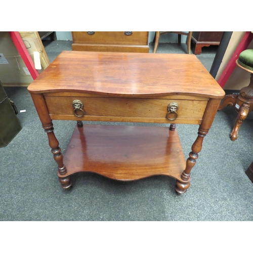 Lot 1104      