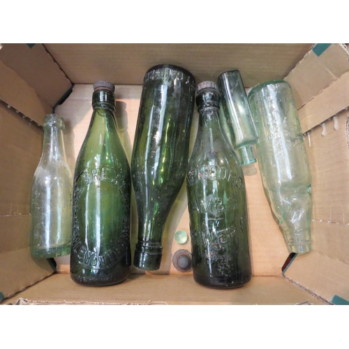 4260 - Ten assorted vintage glass bottles including apothecary examples and Wadsworth's Cambridge with marb... 