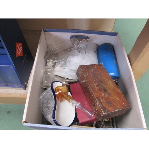 9178 - A box of assorted surgical and medical equipment including enamel dishes, forceps etc