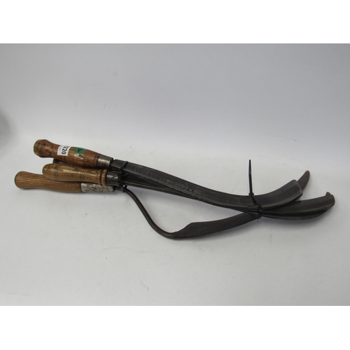 Lot 9220      