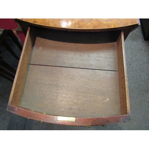 1108 - A Georgian figured walnut drop leaf table with inlaid stringing, single end drawer and on square tap... 