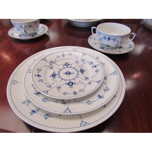 1141 - A quantity of Royal Copenhagen 'Blue Fluted' blue and white dinner wares including tureens, dinner p... 