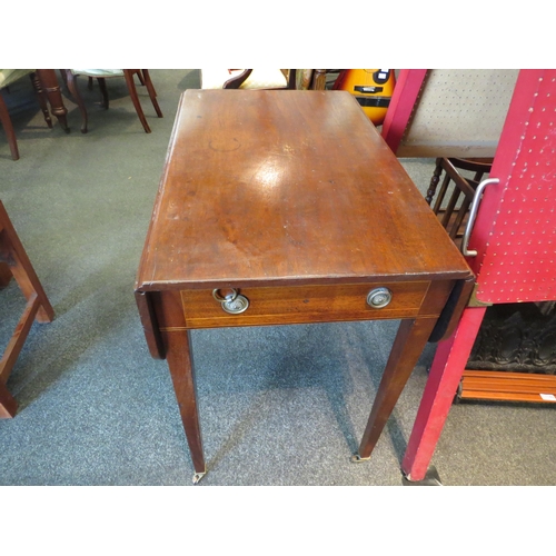 1148 - A mahogany Pembroke table, single drawer and faux drawer on tapering legs to castors