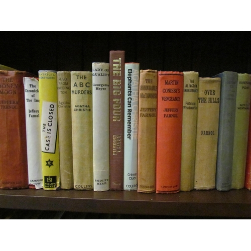 4207 - A collection of assorted volumes including Agatha Christie and Jeffery Farnol (43)