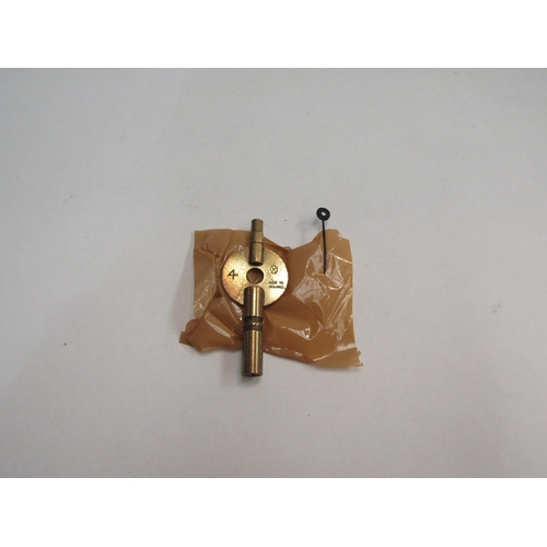 4353 - A brass carriage timepiece (no hands) with key    (E) £15-25