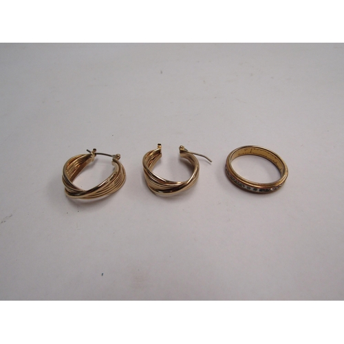 4387 - A 9ct gold eternity ring, hoop earrings, cameo brooch and costume ring