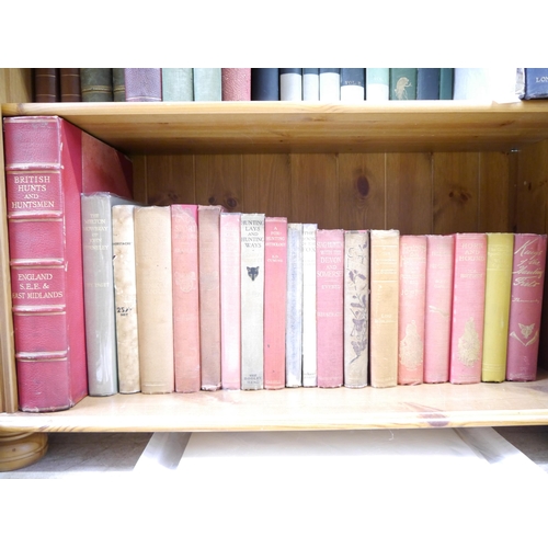 6332 - Hunting, Field Sports, a collection of 19 titles, including 'British Hunts and Huntsmen - The South-... 