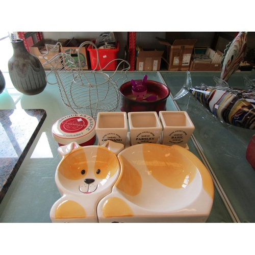 1181 - A kitchen herb set, dog bowl, Camembert lidded pot, hen egg holder, etc (6)