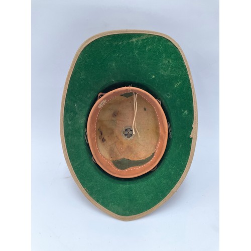 9083 - A British military pith helmet