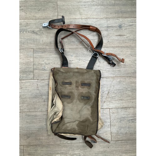 9060 - A WWII German backpack with straps   (C)