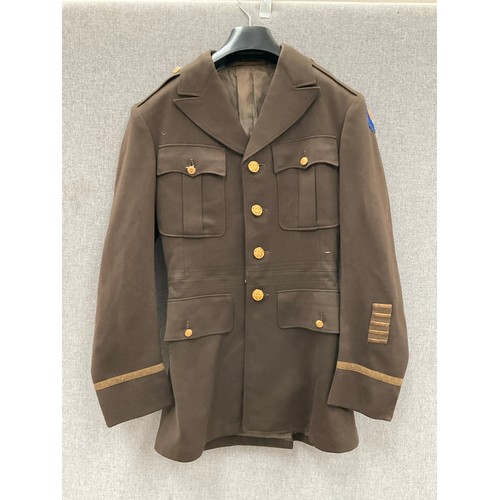 9073 - A WWII USAAF officer's jacket and hat   (C)