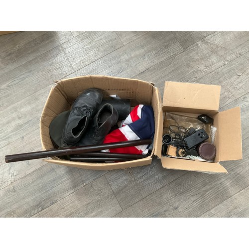 9101 - A quantity of WWII and later militaria including boots, kitbag and uniform elements