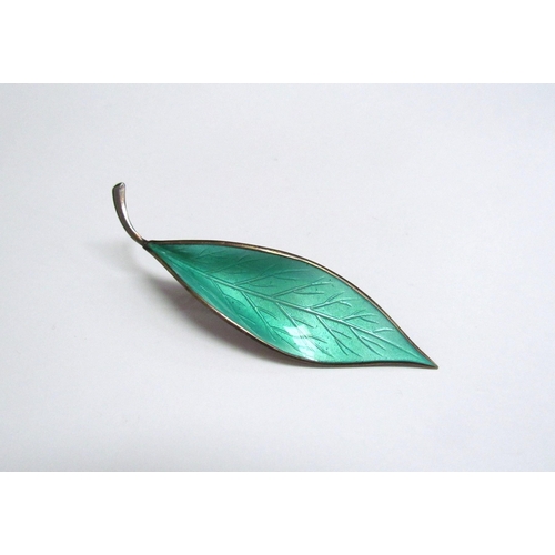 8087 - A David Anderson sterling silver enamel leaf brooch in green